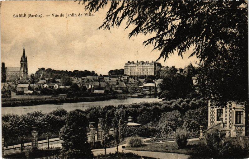 Carte postale ancienne Sable vue du Jardin de la Ville
