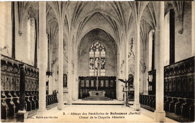 Carte postale ancienne Solesmes Abbaye des Benedictins Choeur de la Chapelle à Solesmes