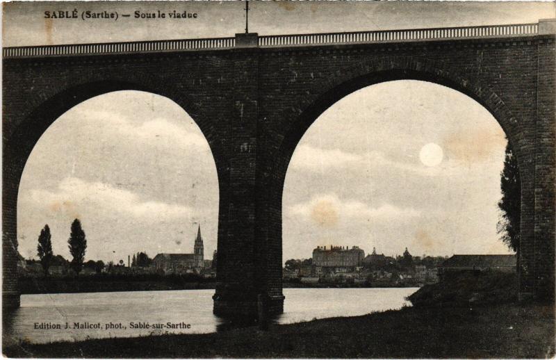 Carte postale ancienne Sable Sous le viaduc