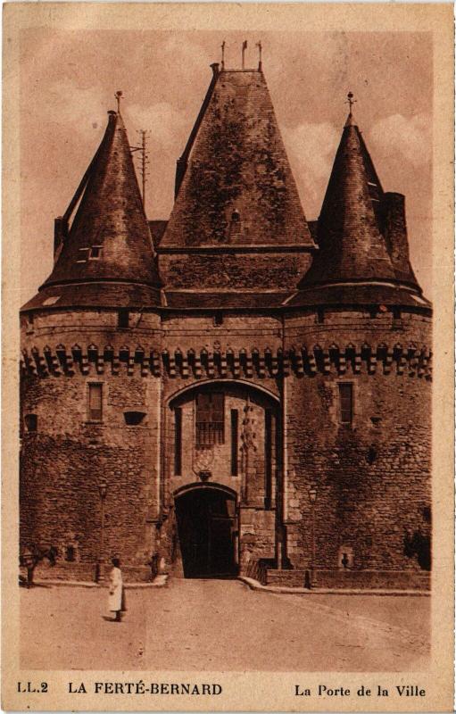 Carte postale ancienne La Ferte Bernard Porte de Ville