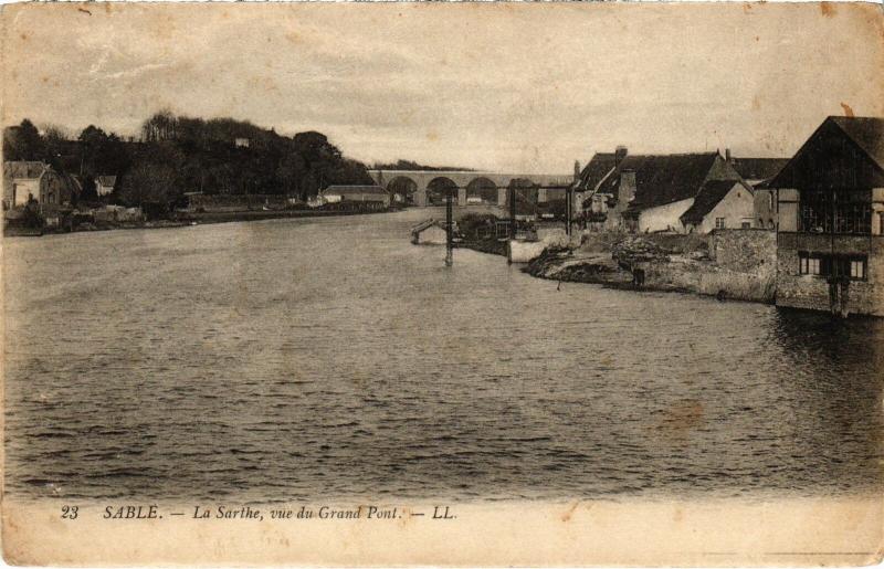 Carte postale ancienne Sable vue du Grand Pont