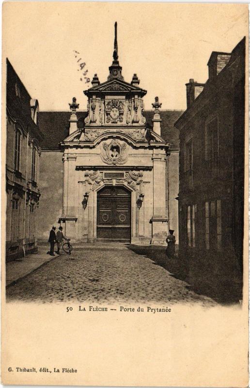 Carte postale ancienne La Fleche Porte du Prytanee