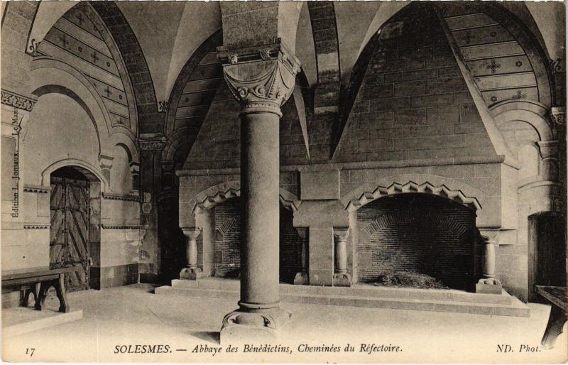Carte postale ancienne Solesmes Abbaye des Benedictins Cheminee du Refectoire à Solesmes