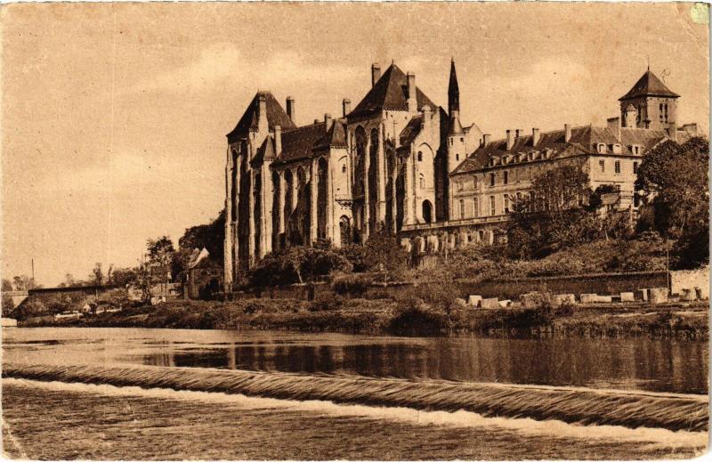 Carte postale ancienne Solesmes Abbaye Saint-Pierre à Solesmes