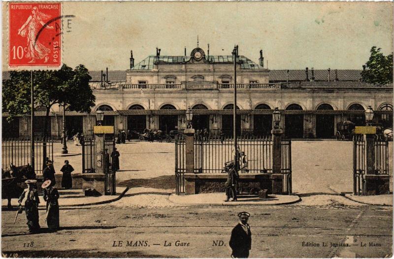 Carte postale ancienne Le Mans la Gare au Mans