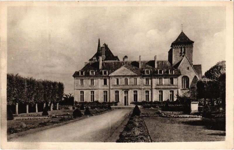Carte postale ancienne Solesmes Le Prieure à Solesmes