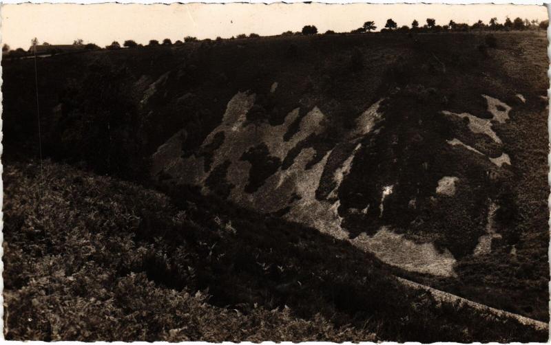Carte postale ancienne St Leonard la vallee de Misere