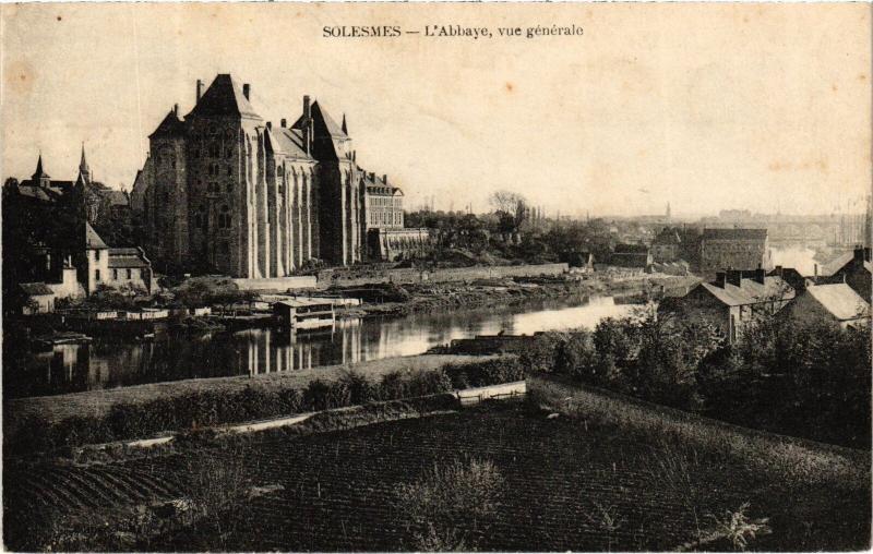Carte postale ancienne Solesmes Abbaye à Solesmes
