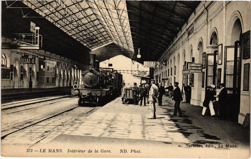 Carte postale ancienne Le Mans Interieur de la Gare au Mans