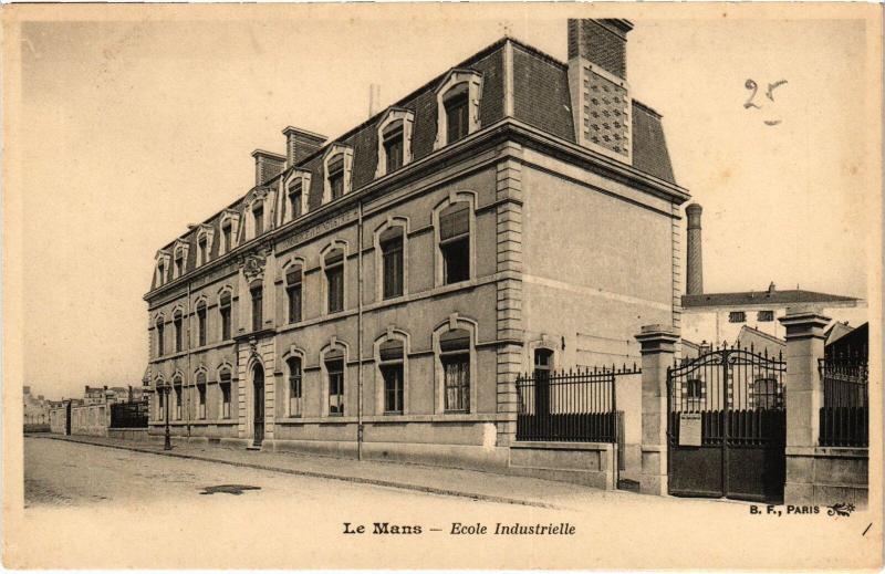 Carte postale ancienne Le Mans Ecole Industrielle au Mans