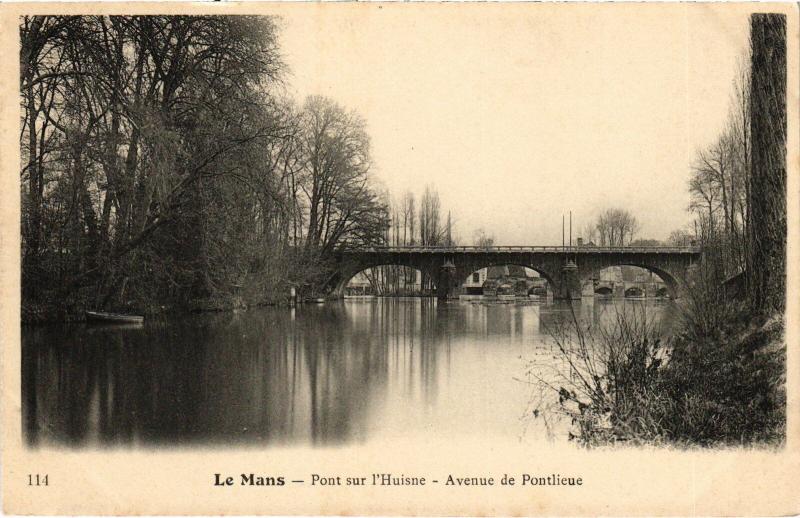 Carte postale ancienne Le Mans Pont sur l'Huisne au Mans