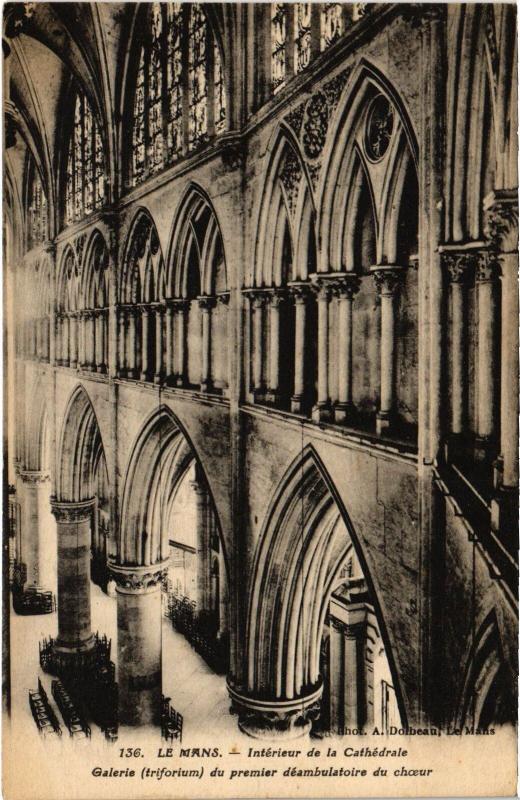 Carte postale ancienne Le Mans Maison d'Adam et Eve interieur au Mans