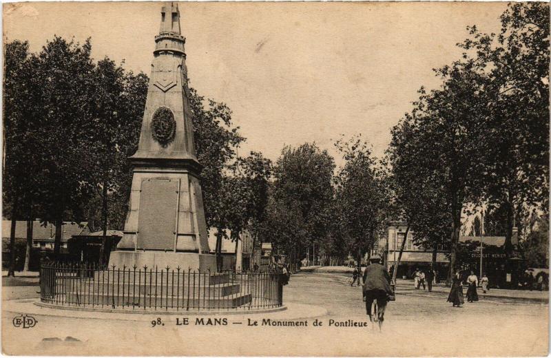 Carte postale ancienne Le Mans Monument de Pontlieue au Mans
