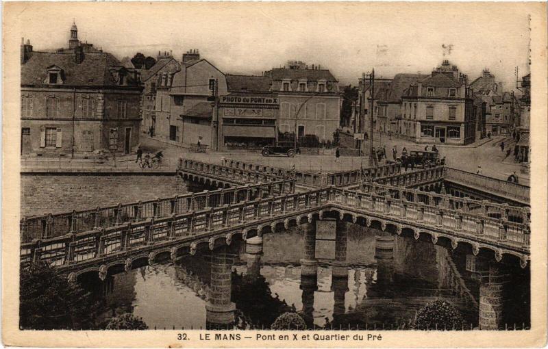 Carte postale ancienne Le Mans Pont en X au Mans