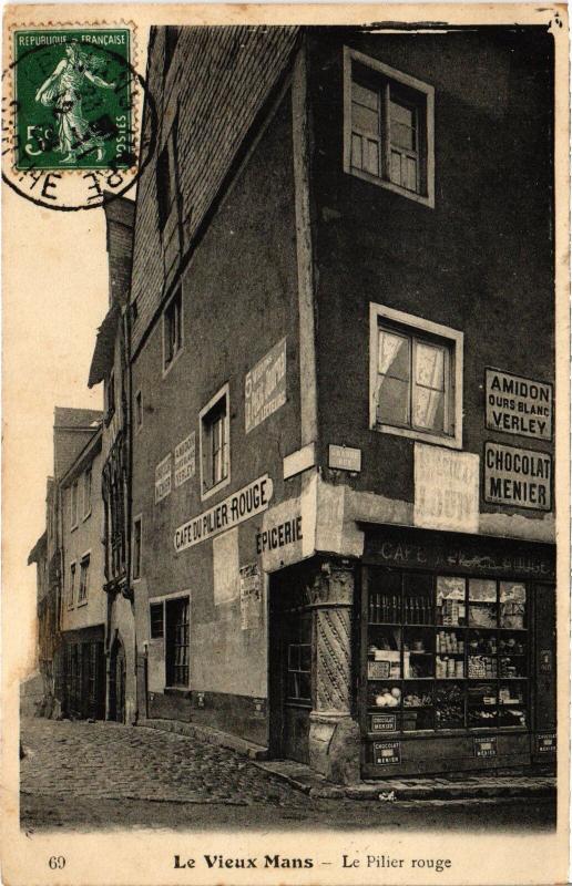 Carte postale ancienne Le Mans le Pilier rouge au Mans