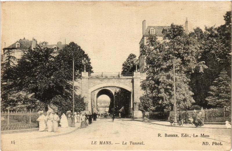 Carte postale ancienne Le Mans le Tunnel au Mans