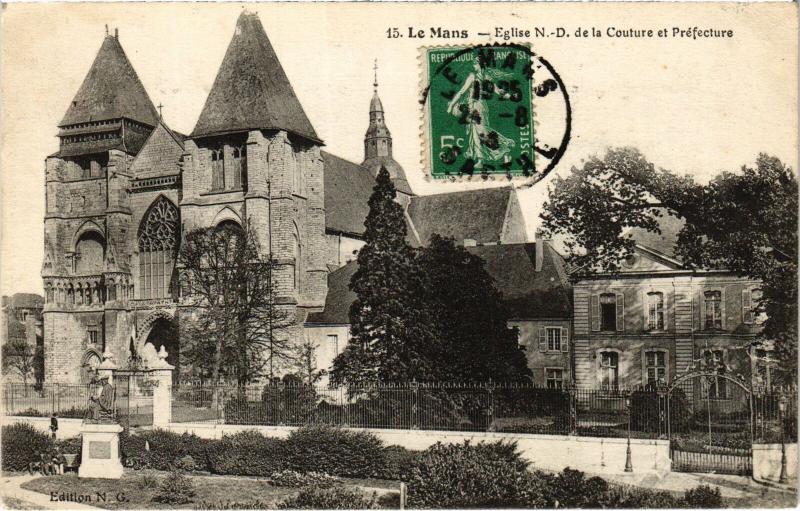 Carte postale ancienne Le Mans Eglise Notre Dame de la Couture au Mans