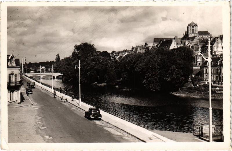 Carte postale ancienne Le Mans Pont Yssoir au Mans