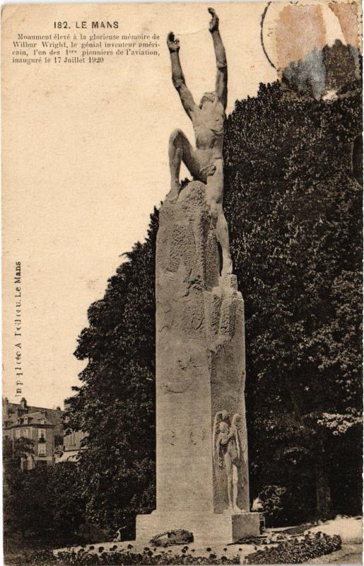Carte postale ancienne Le Mans Monument de Wilbur Wright au Mans