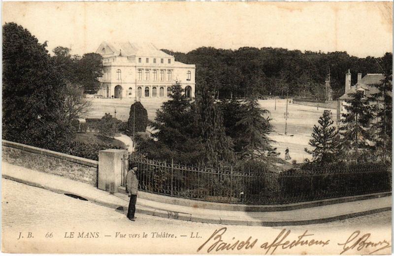 Carte postale ancienne Le Mans vue vers le Theatre au Mans
