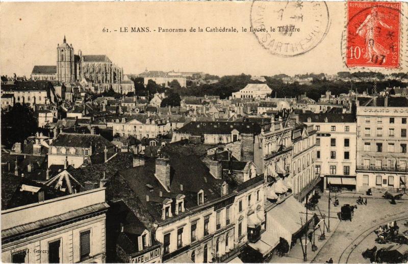 Carte postale ancienne Le Mans panorama de la Cathedrale au Mans