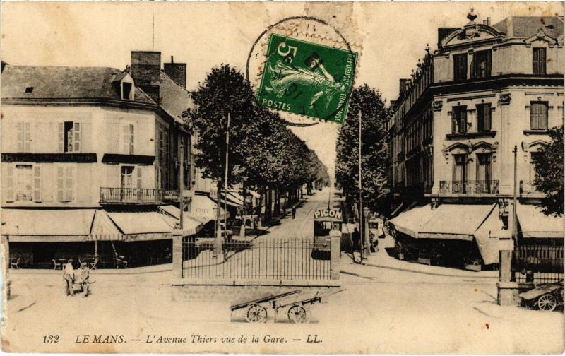 Carte postale ancienne Le Mans Avenue Thiers au Mans
