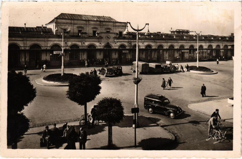 Carte postale ancienne Le Mans la Gare au Mans