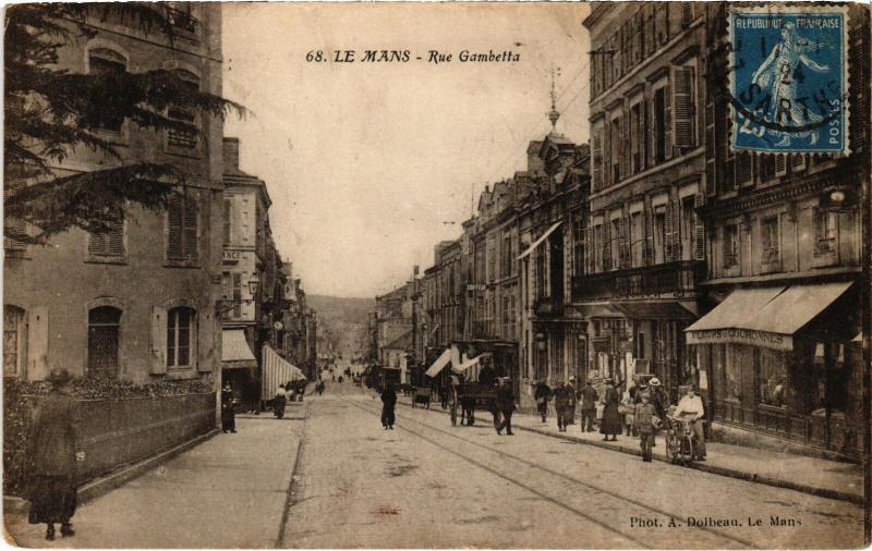 Carte postale ancienne Le Mans Rue Gambetta au Mans