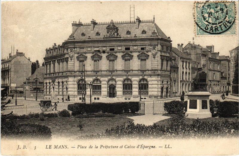 Carte postale ancienne Le Mans Place de la Prefecture au Mans