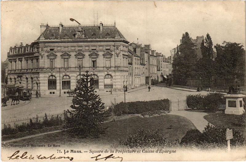 Carte postale ancienne Le Mans Square de la Prefecture au Mans