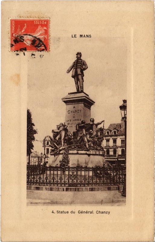 Carte postale ancienne Le Mans Statue du General Chanzy au Mans