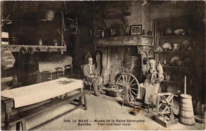 Carte postale ancienne Le Mans Musee de la Reine Berengere au Mans