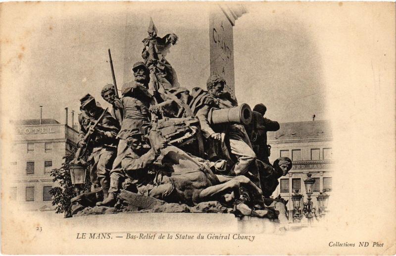Carte postale ancienne Le Mans Bas relief de la Statue du Chanzy au Mans