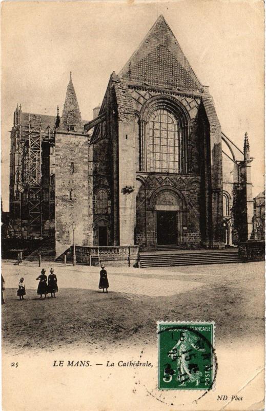Carte postale ancienne Le Mans la Cathedrale au Mans