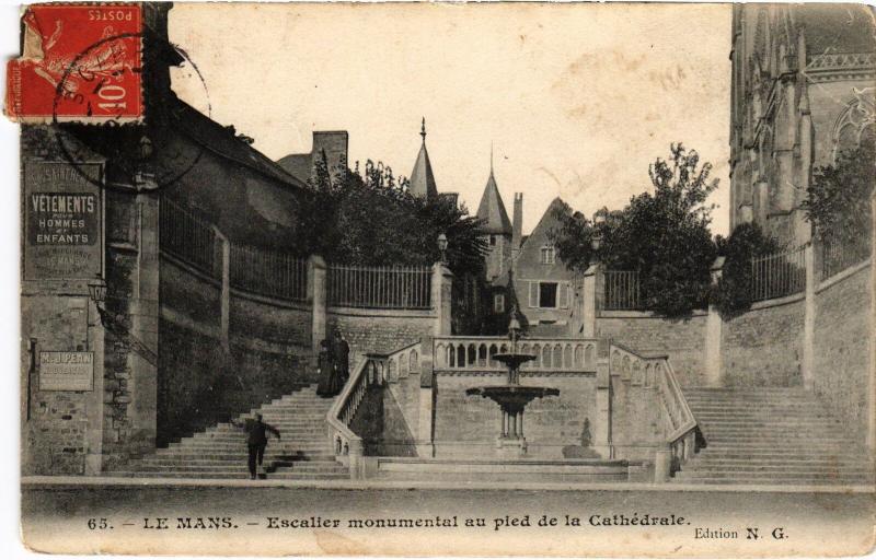 Carte postale ancienne Le Mans Escalier Monumental au Mans