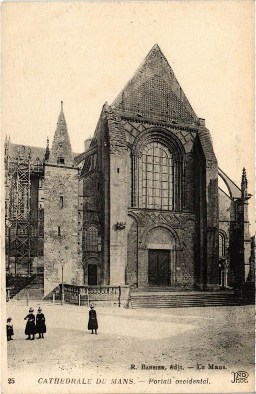Carte postale ancienne Le Mans la Cathedrale portail occidentale au Mans