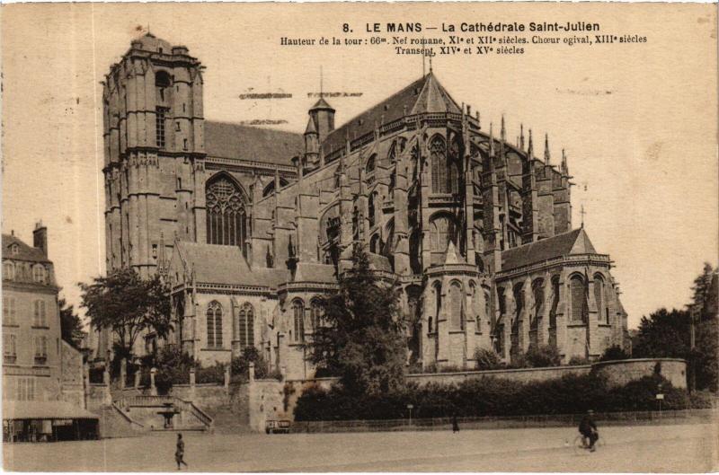 Carte postale ancienne Le Mans Cathedrale Saint-Julien au Mans