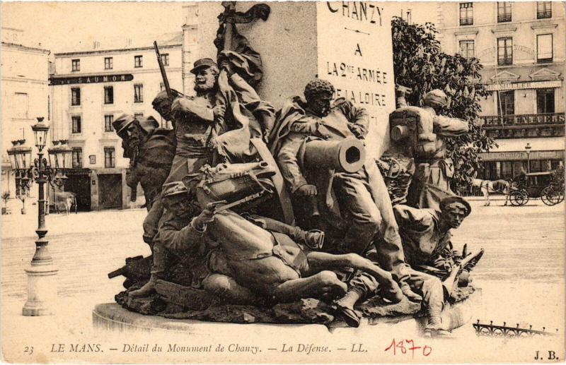 Carte postale ancienne Le Mans Detail du Monument Chanzy la Defense au Mans