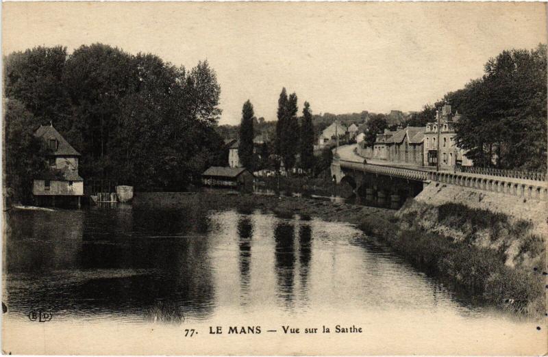 Carte postale ancienne Le Mans vue sur la Sarthe au Mans