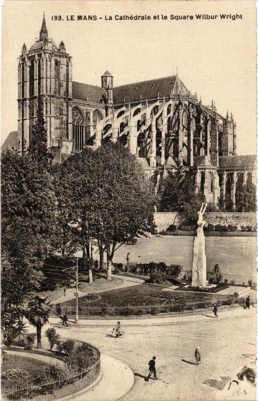 Carte postale ancienne Le Mans la Cathedrale au Mans