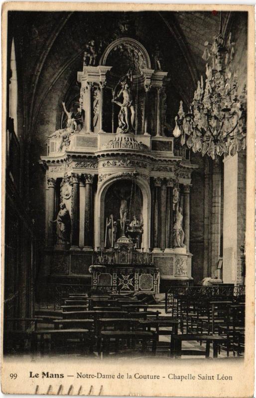 Carte postale ancienne Le Mans Notre Dame de la Couture Chapelle Saint-Leon au Mans
