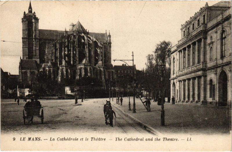 Carte postale ancienne Le Mans la Cathedrale et le Theatre au Mans