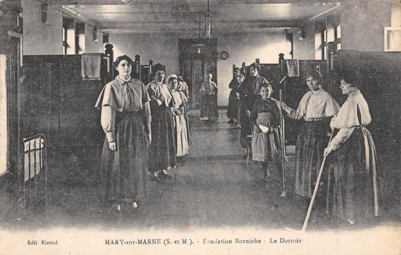 Carte postale ancienne Mary Sur Marne - Fondation Borniche - Le Dortoir à Mary-sur-Marne