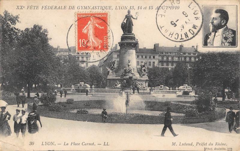 Carte postale ancienne Lyon - La Place Carnot à Lyon