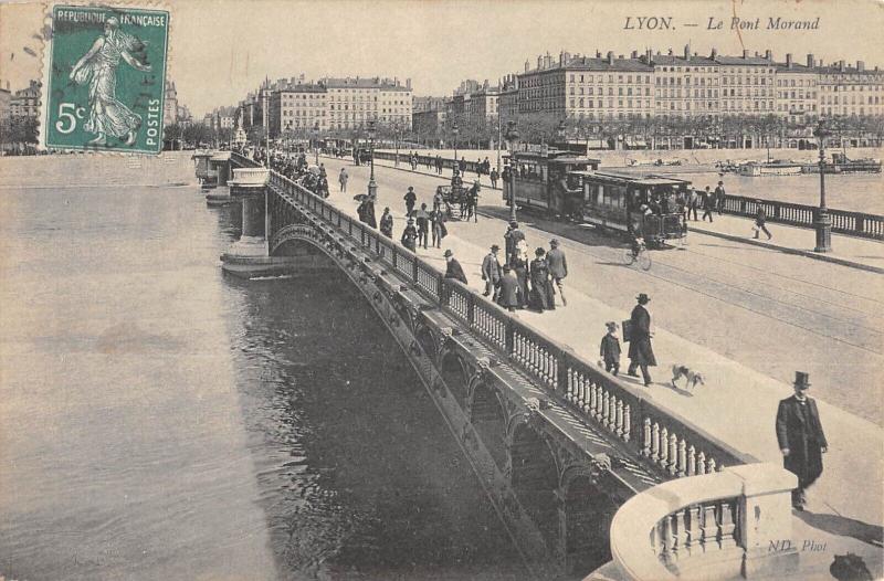 Carte postale ancienne Lyon - Le Pont Morand à Lyon