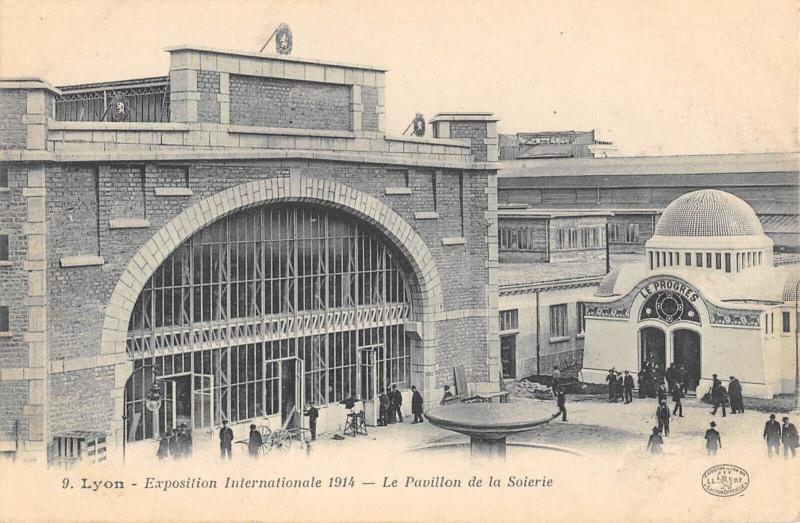 Carte postale ancienne Exposition De Lyon 1914 - Le Pavillon De La Soierie