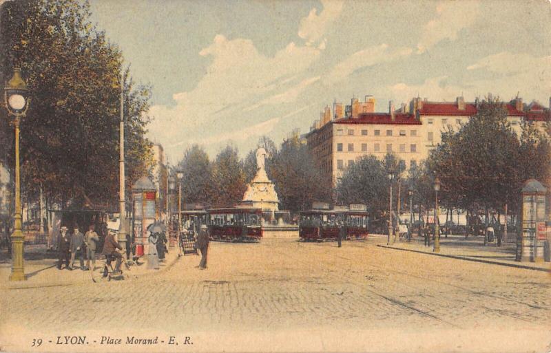 Carte postale ancienne Lyon - Place Morand à Lyon