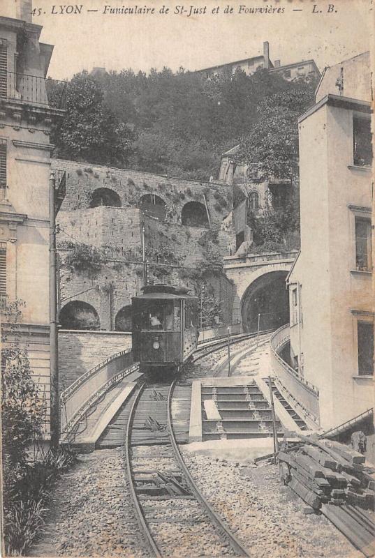 Carte postale ancienne Lyon - Funiculaire De Saint-Just Et De Fourvieres - Tramway à Lyon