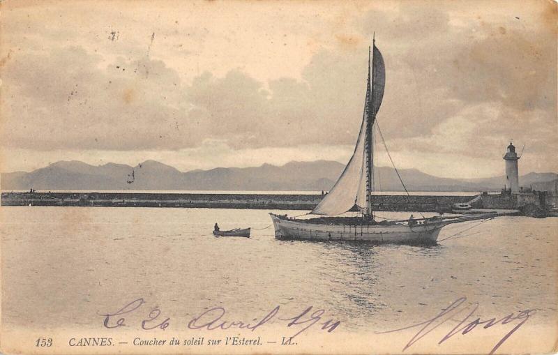 Carte postale ancienne Cannes - Coucher De Soleil Sur L'Esterel à Cannes