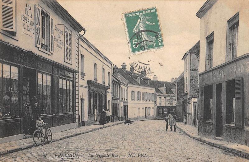 Carte postale ancienne Epernon - La Grande Rue à Épernon